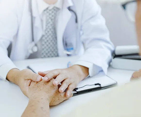 Lynchburg Nephrology doctor in Farmville Virginia consoling patient